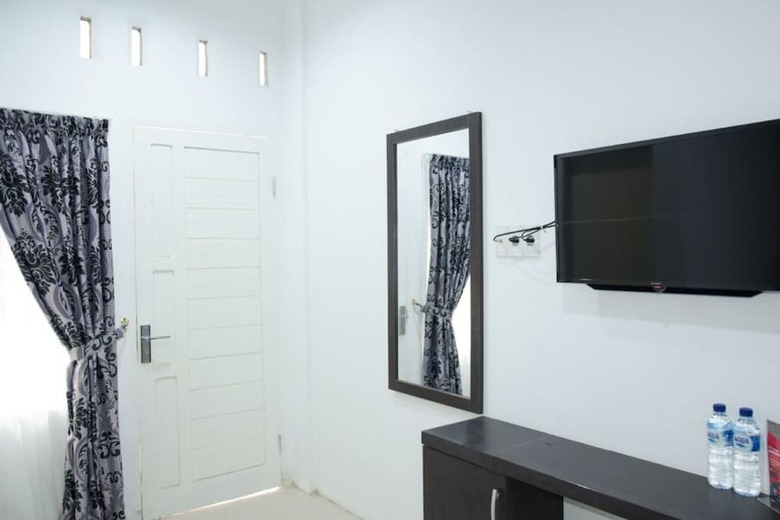 Hotel Reddoorz Near Uin Sumatera Utara