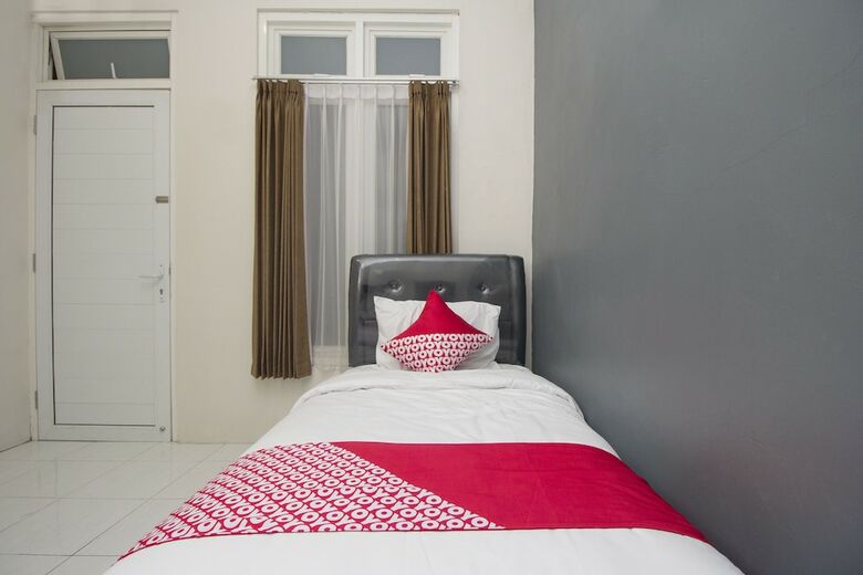 Hotel Oyo 647 Irooms Homestay