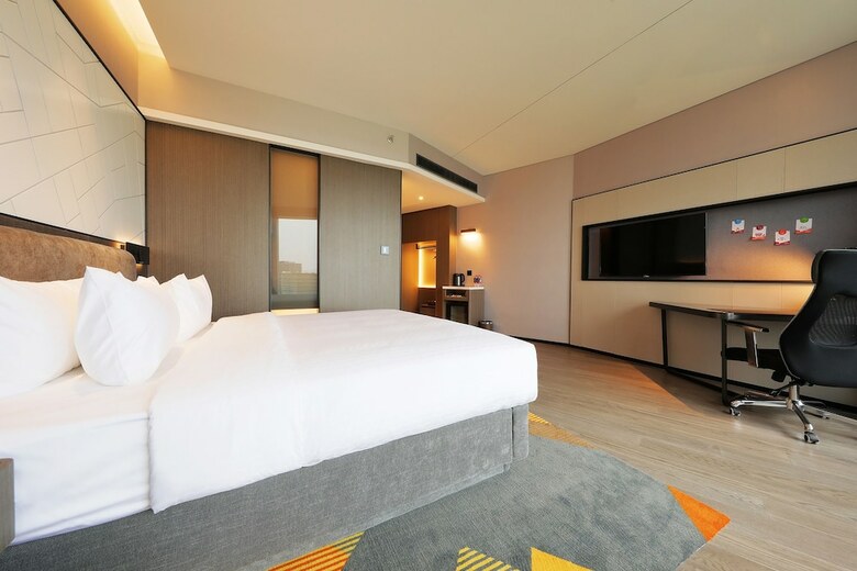 Hotel Hampton By Hilton Technology City