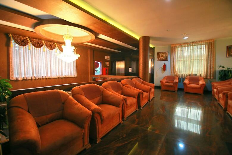 Madathil Regency Hotel