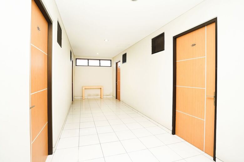 Hotel Oyo 748 R-15