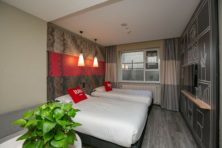 Ibis Pingliang Kongtong West Road Hotel