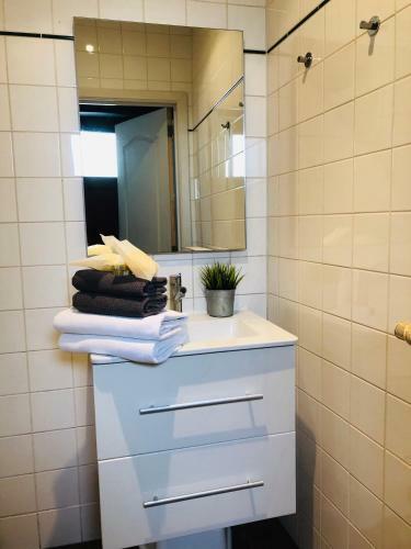 Apartment Easyway To Sleep