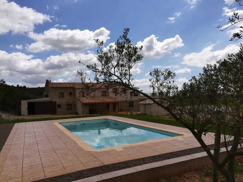 Agroturismo La Masia de Montpedr�s