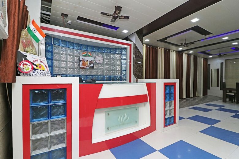 Oyo 28169 Hotel Sagar