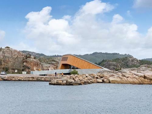 Two-bedroom Holiday Home In Lyngdal 2