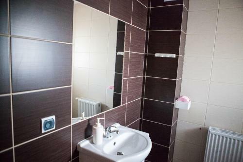 Hostal Go?ciniec S?upski