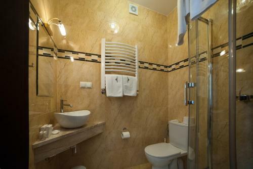 Hotel I Restauracja R�?any Dw�r