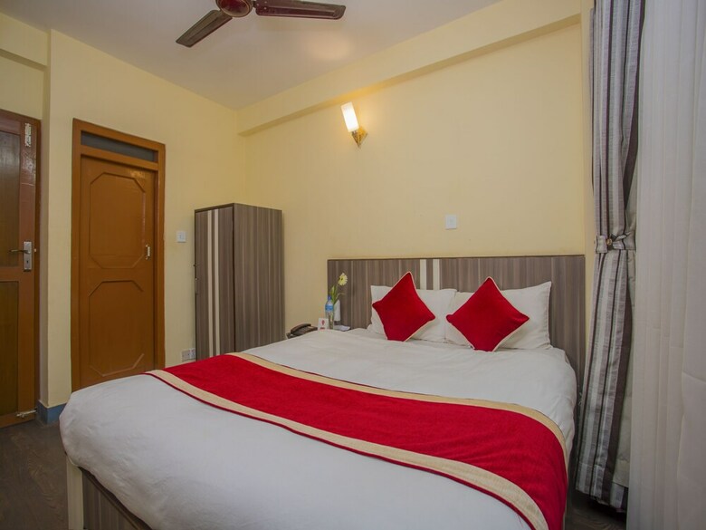Oyo 297 Hotel Aayam