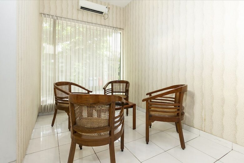 Hostal Oyo 758 Rumah Leting Homestay