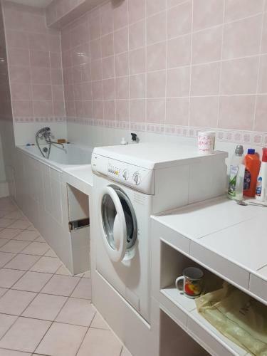 Apartamento ??????? ? 1 ???????? 400?