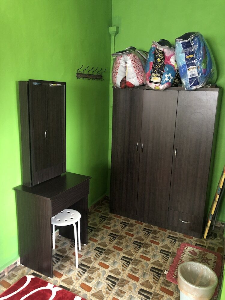 Hostal Gm Home & Roomstay Tok Bali - Hostel