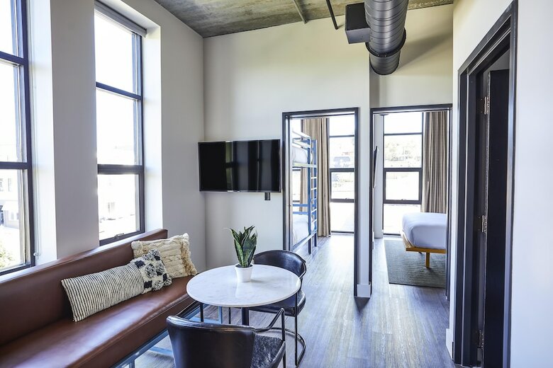 Fieldhouse Jones Hotel Nashville
