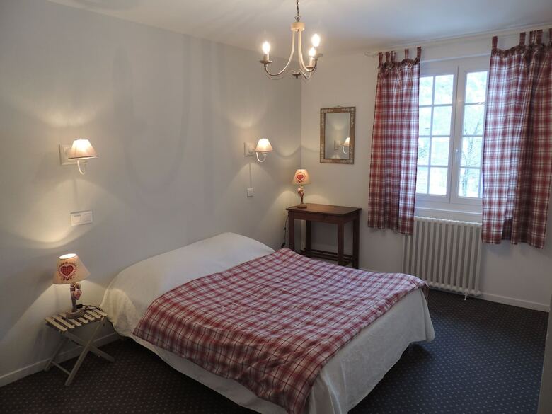 Hotel Restaurant Du Plomb Du Cantal