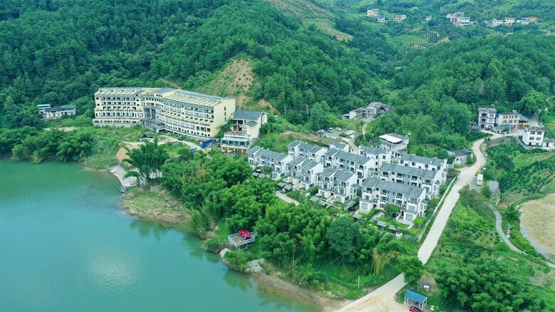 Guilin Pingle Tsinghua Villas