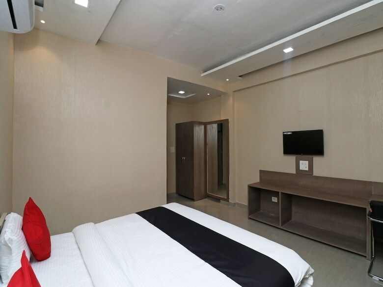 Hotel Capital O 30857 The Kd Resort