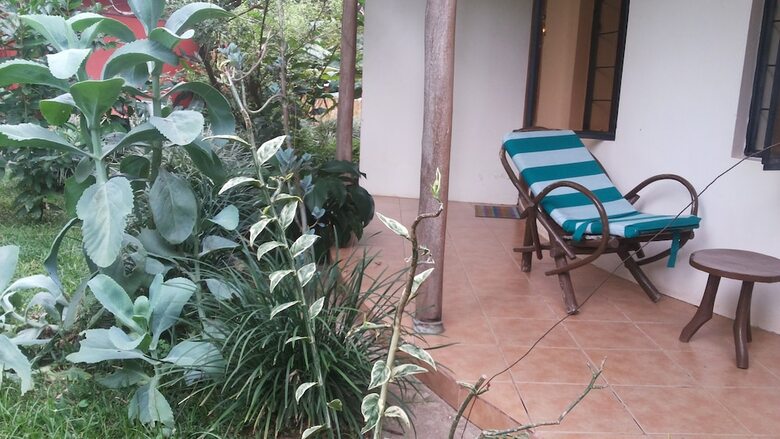 White Castle Hotel Arua