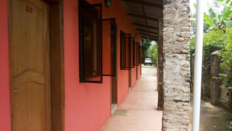 White Castle Hotel Arua