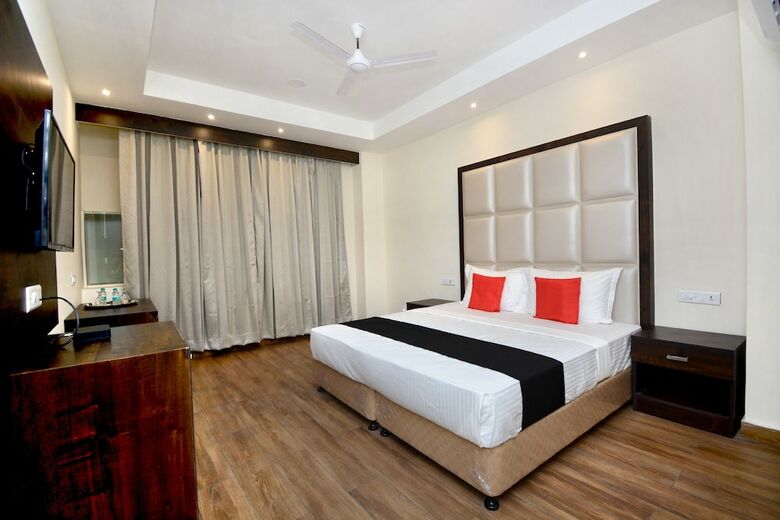 Hotel Capital O 37234 Reejas Inns' N' Suites