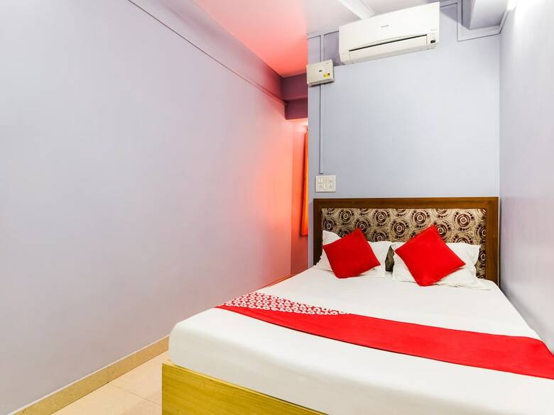 Spot On 37504 Mayura Hotel And Lodge