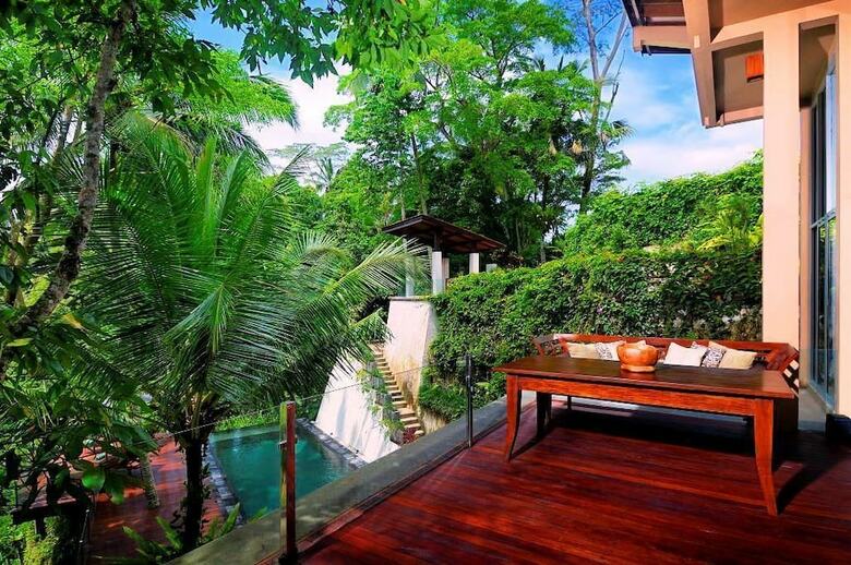 Villa Kalisha