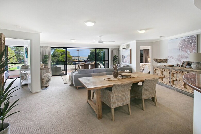 Cotton Tree Absolute Waterfront