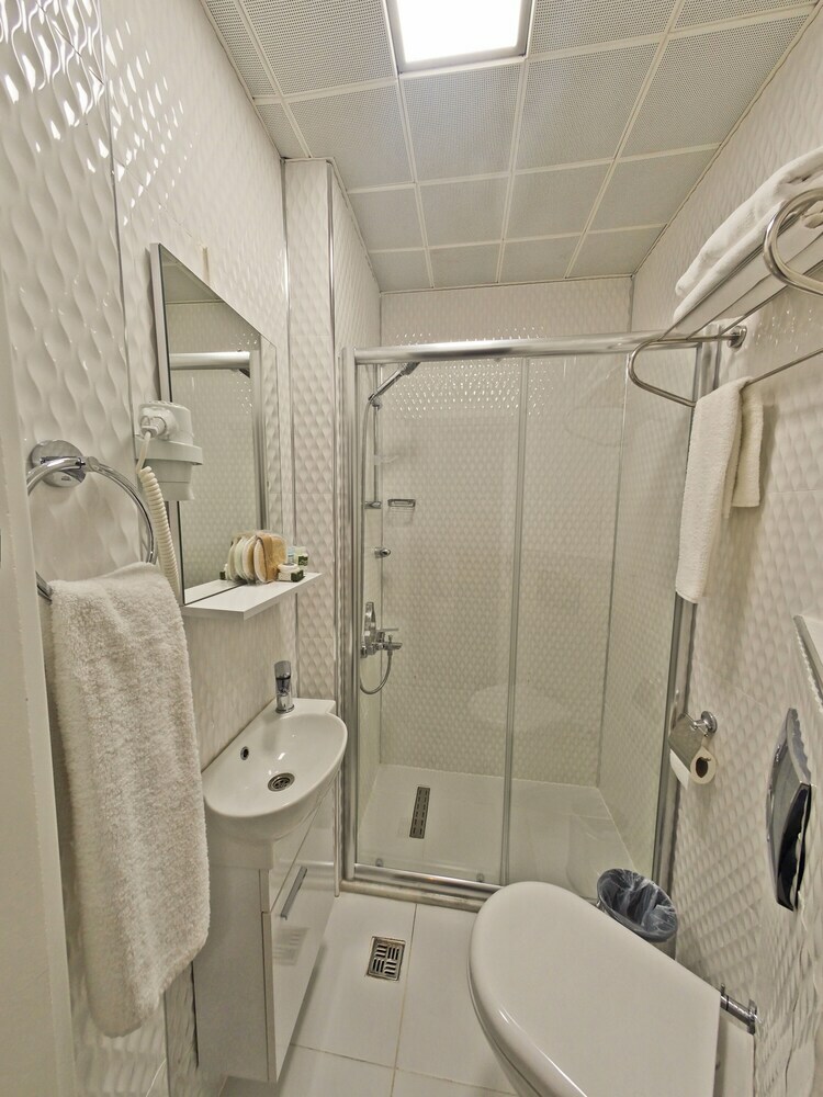 Nusret Bey Hotel