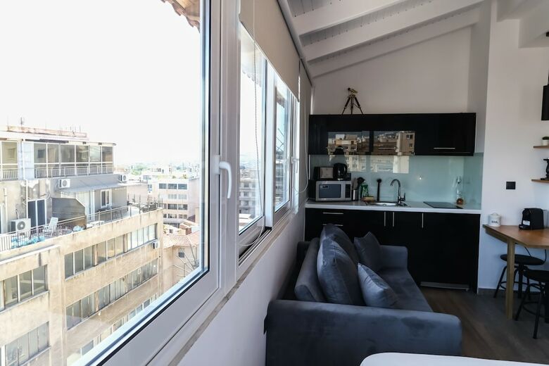 Apartamentos Triple A - Evripidou 36