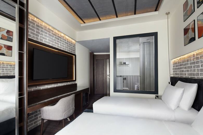 Decamondo Galata, A Tribute Portfolio Hotel