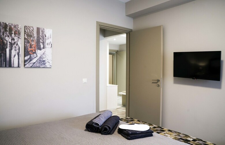 Athens Apartment Near Museum