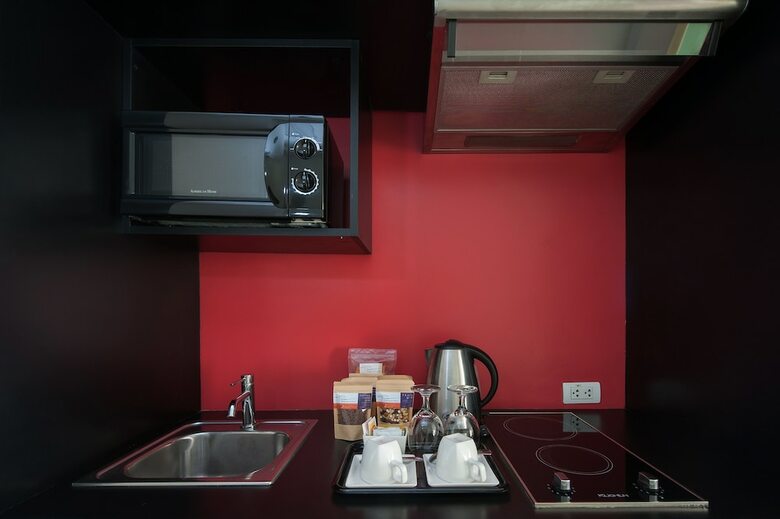 Hotel The Picasso Boutique Serviced Residences
