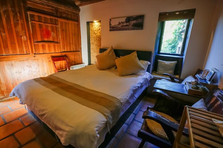 Hotel Nanjing Tulou Herongzhuang Inn