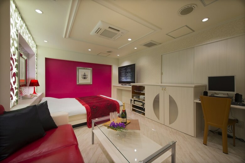 Hotel Linden Oji