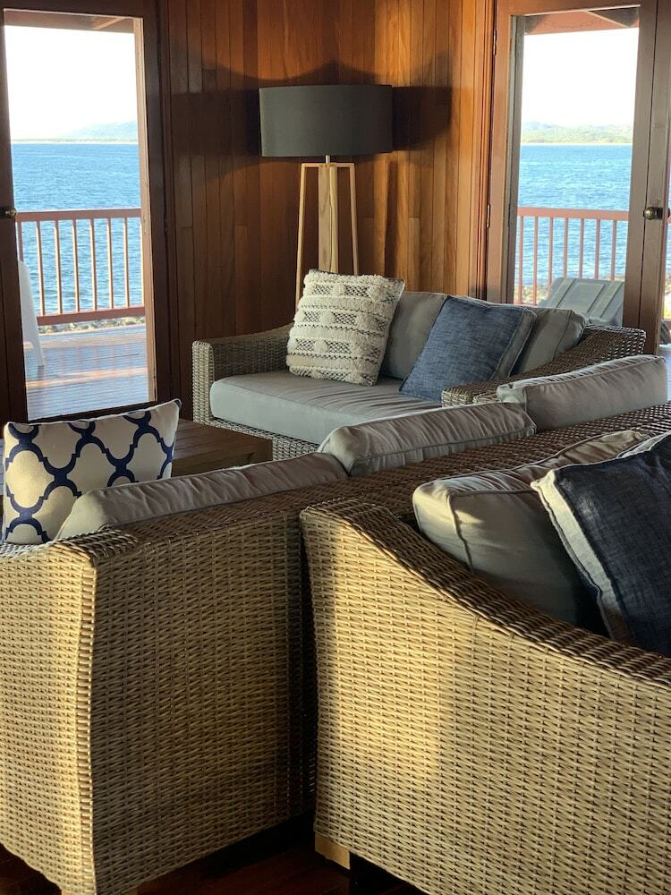 Posada Camp Island Lodge