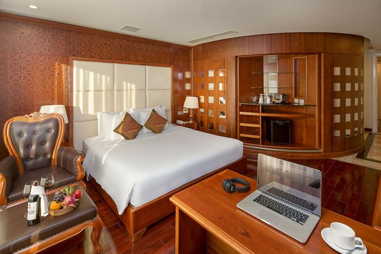 Hotel Hom - How Da Nang Airport