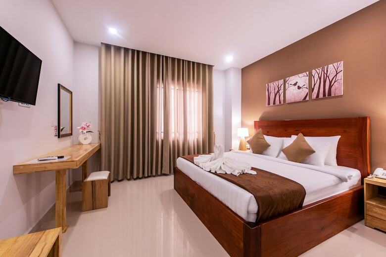 Double S Hotel