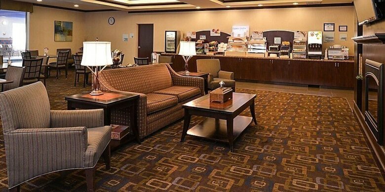 Hotel Holiday Inn Express & Suites Bridgeport