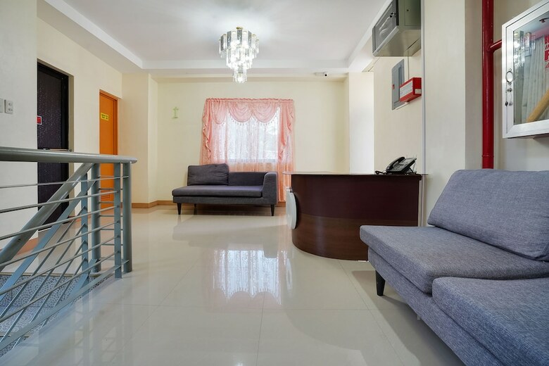 Hotel Oyo 251 Fmj 28 Guesthouse