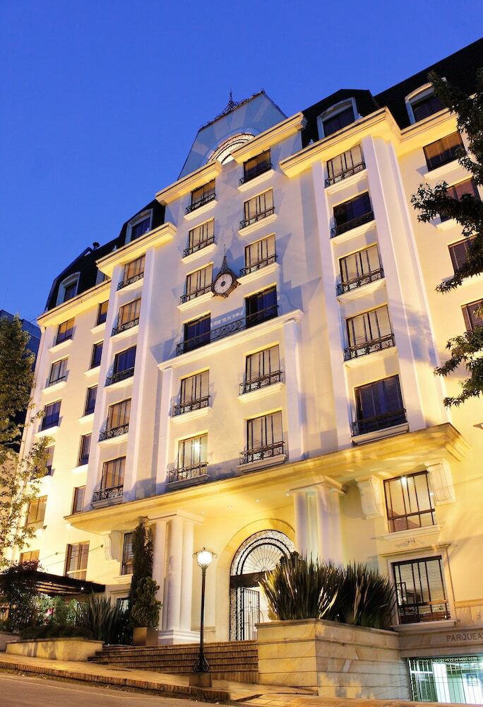 Hotel Suite Jones Estelar