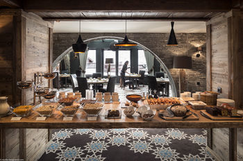 Hotel H�tel Village Montana