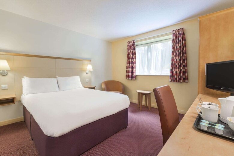 Hotel Days Inn By Wyndham Winchester M3