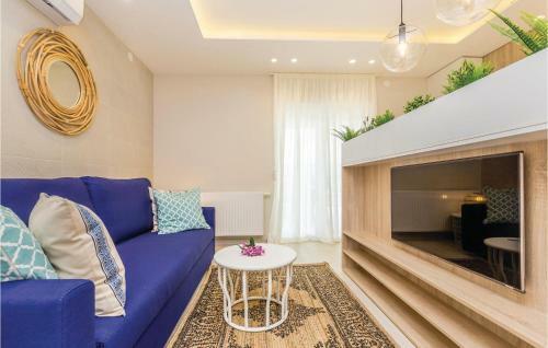 Five-bedroom Holiday Home In Polje