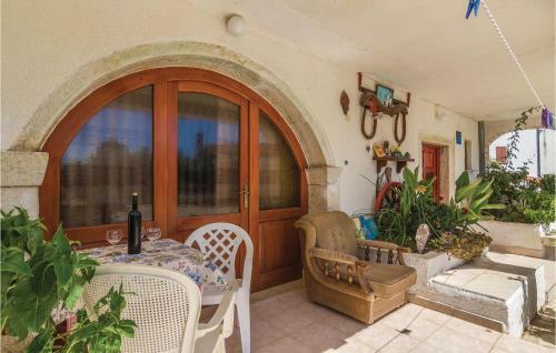 Two-bedroom Apartment In Porec