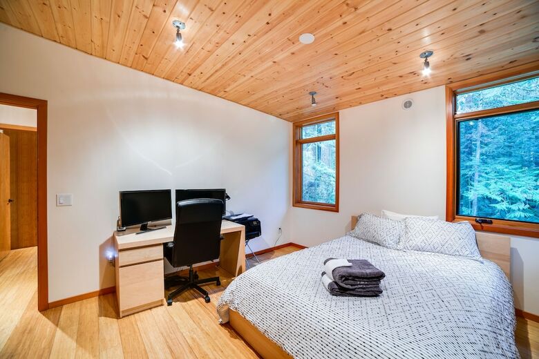 Mt. Baker Lodging Cabin 42 ? Pets Ok, Wifi, Sleeps 6! By Mbl