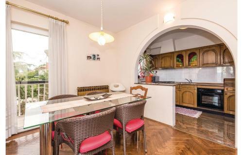 Four-bedroom Holiday Home In Rijeka