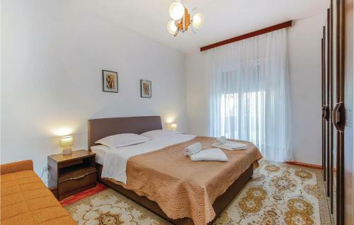 Two-bedroom Apartment In Selce