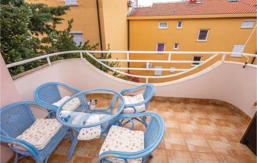 Two-bedroom Apartment In Selce