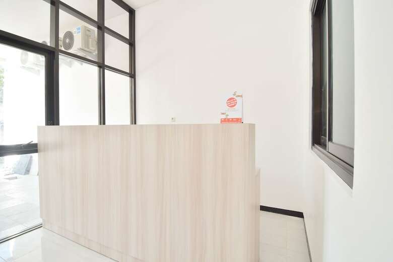 Hostal Oyo 1060 Rungkut Mejoyo Selatan