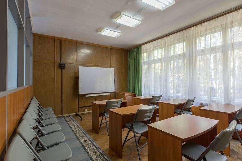 Hotel Recreational Center Green City