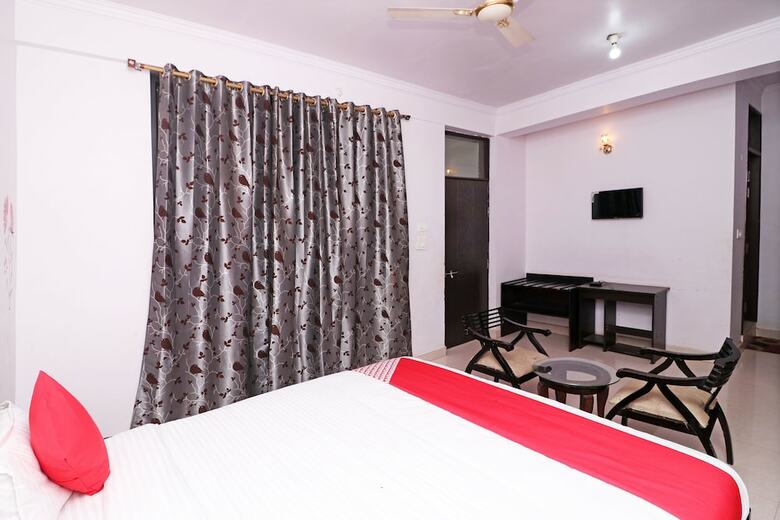 Hotel Oyo 45787 Mangalam Resort